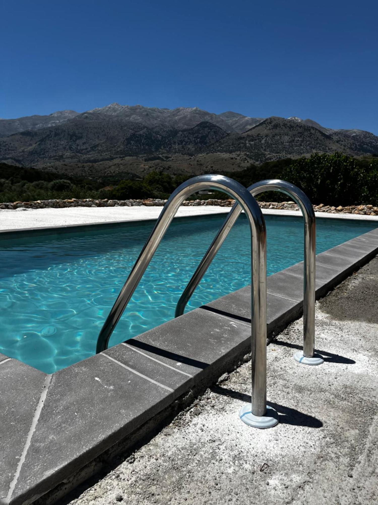 Pulchra Campis,Private Pool,Wifi,Parking Nerokouros Exterior foto