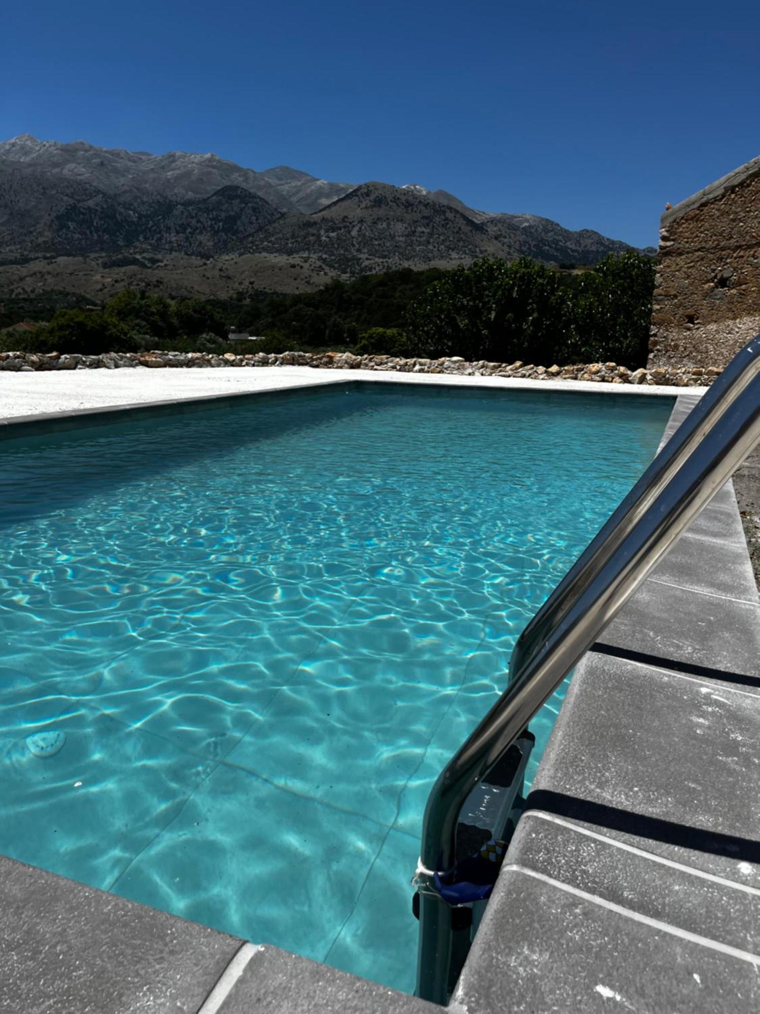 Pulchra Campis,Private Pool,Wifi,Parking Nerokouros Exterior foto